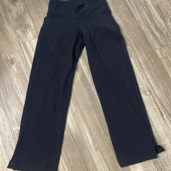 Lululemon capris - Picture 2 of 3